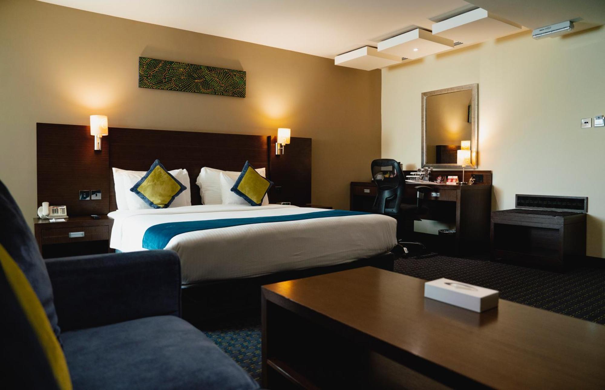 Best Western Premier Muscat Exteriör bild