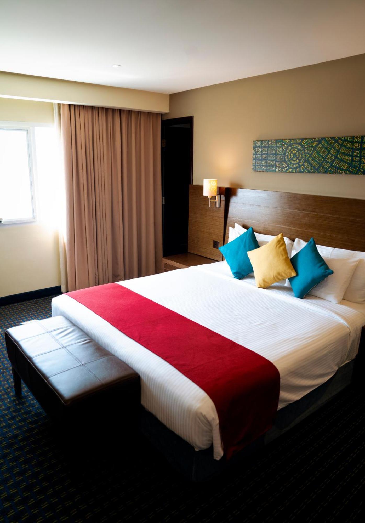 Best Western Premier Muscat Exteriör bild